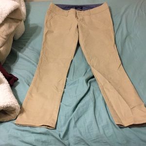 Khaki American eagle pants never worn